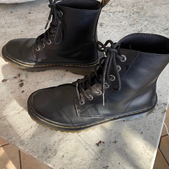 Dr. Martens boots - Picture 2 of 2